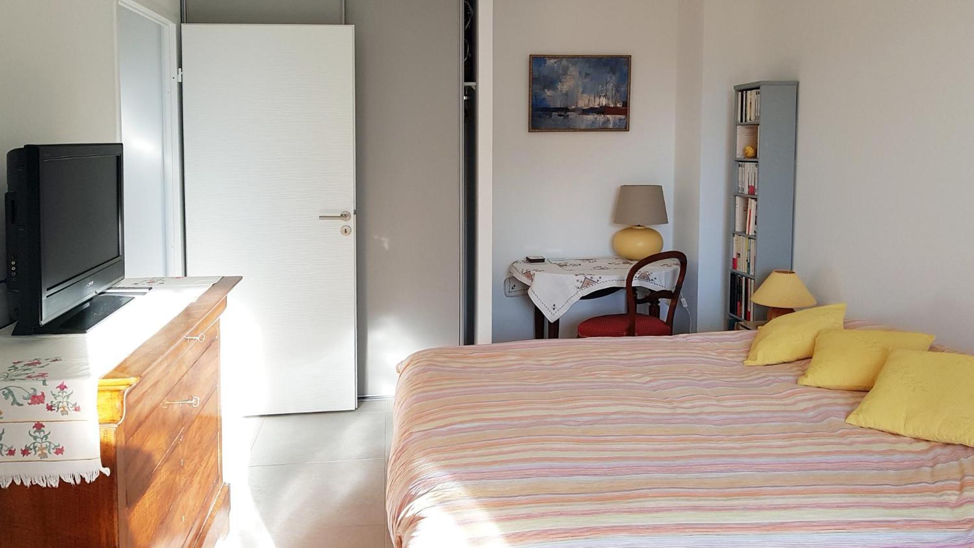Appartement Centre Ville Beaux Arts 2 Personnes Calme Et Confort Montpellier Bagian luar foto