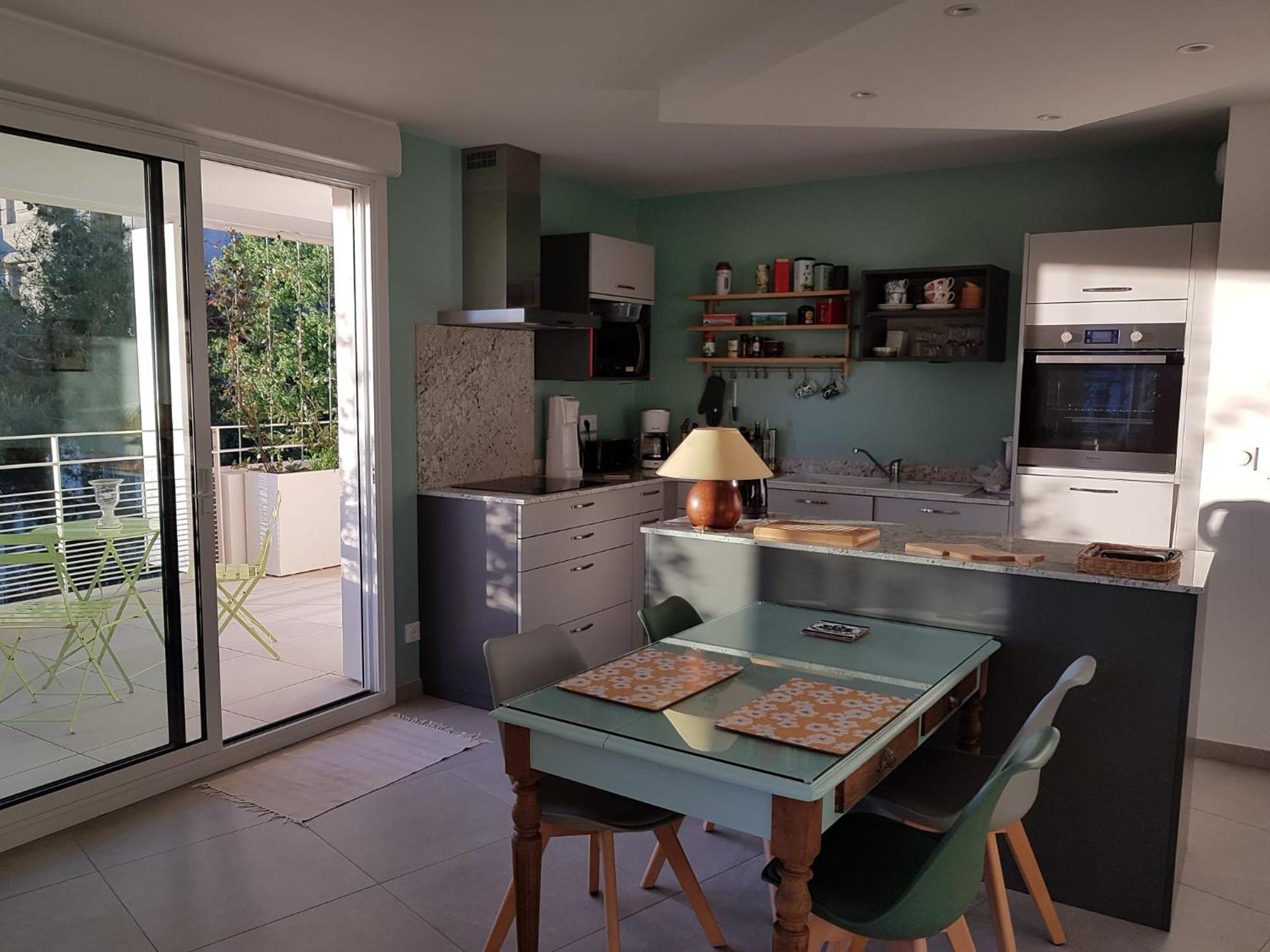 Appartement Centre Ville Beaux Arts 2 Personnes Calme Et Confort Montpellier Bagian luar foto